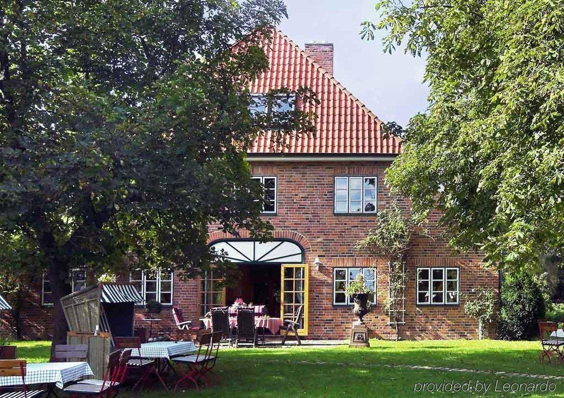 Romantik Hotel Friederikenhof Hotel Restaurant & Spa Lubeck Bagian luar foto